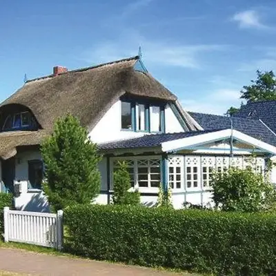 Ferienhaus Becker - Wohnung unten mit grosser Darssveranda