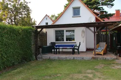 Ein Garten an der Unterkunft Ferienwohnung Wiesenblick