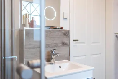 Ein Badezimmer in der Unterkunft Villa Strandblick 9