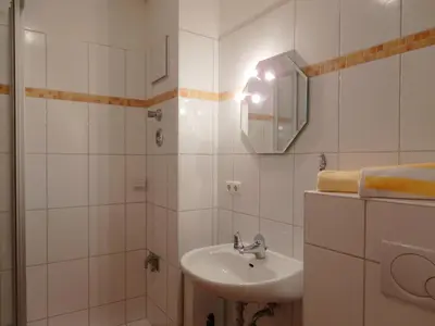 Ein Badezimmer in der Unterkunft Gästehaus Whg 11