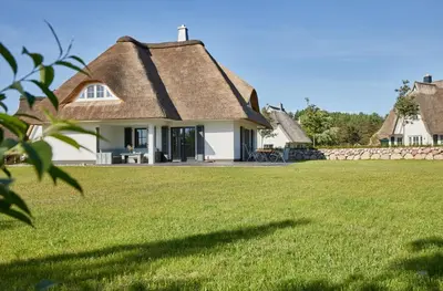 Ein Garten an der Unterkunft Ferienhaus Graukranich 41