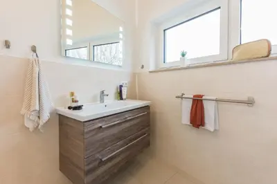 Ein Badezimmer in der Unterkunft Strandhaus Lindenstraße