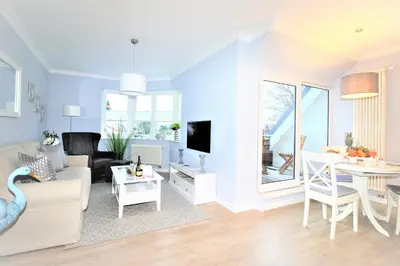 Ein Sitzbereich in der Unterkunft KranichSuite - Zingst