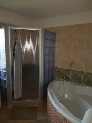 Ein Badezimmer in der Unterkunft Fewo beim Saalerbodden