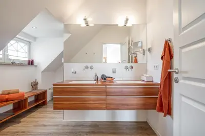 Ein Badezimmer in der Unterkunft Les Belles, Haus Cecile, FW Romantique, Whg 5