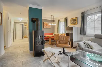 Ein Sitzbereich in der Unterkunft Les Belles, Haus Davide, FW Mondain, Whg 10
