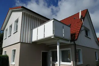 Das Gebäude in dem sich die Ferienwohnung befindet
