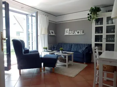 Ein Sitzbereich in der Unterkunft Eichenpark 32