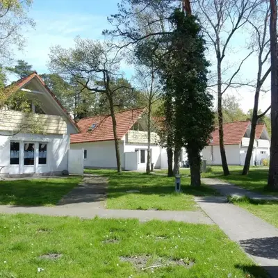 Hinter den Dünen D83