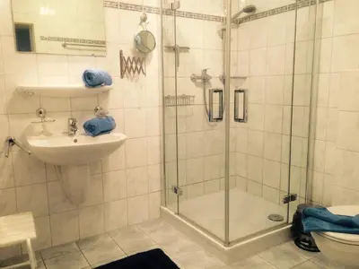 Ein Badezimmer in der Unterkunft Hinter den Dünen D93