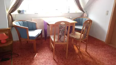 Ein Sitzbereich in der Unterkunft Urlaub bei Hauenstein