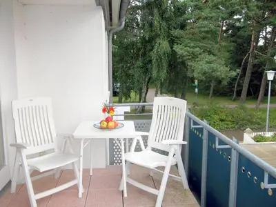 Ein Garten an der Unterkunft Meeresbrise 06