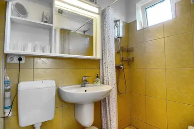 Ein Badezimmer in der Unterkunft Alte Schmiede