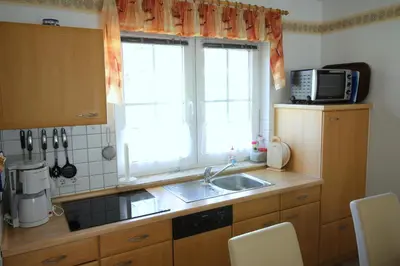 Küche/Küchenzeile in der Unterkunft Haus hinter der Düne