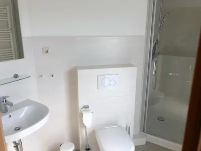 Ein Badezimmer in der Unterkunft FeWo Anton