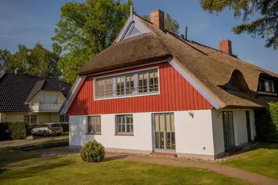 Das Gebäude in dem sich die Ferienwohnung befindet