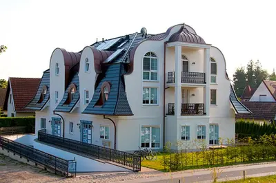 Das Gebäude in dem sich die Ferienwohnung befindet