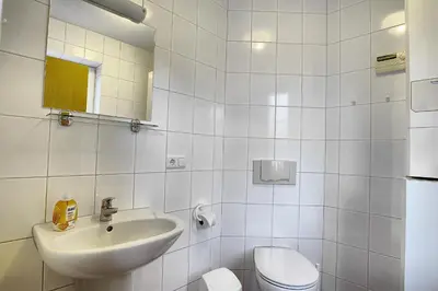 Ein Badezimmer in der Unterkunft Ostseehaus 2