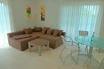 Ein Sitzbereich in der Unterkunft Strandresidenz Deichgraf 3 Born