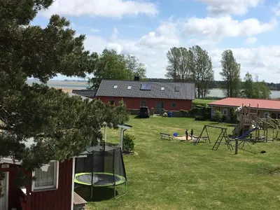 Ein Kinderspielbereich in der Unterkunft Boddenperle
