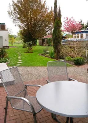 Ein Garten an der Unterkunft Apartment Romantik Flair