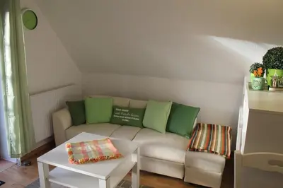 Ein Sitzbereich in der Unterkunft Ostseehaus Prerow