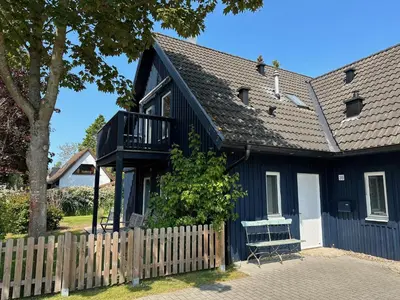 Das Gebäude in dem sich das Ferienhaus befindet