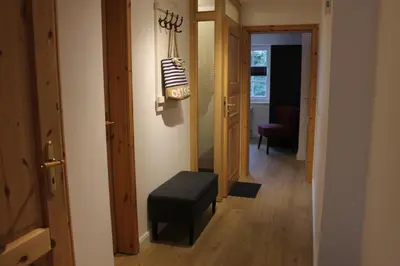 Ein Sitzbereich in der Unterkunft Ferienwohnung Lasse in Wieck
