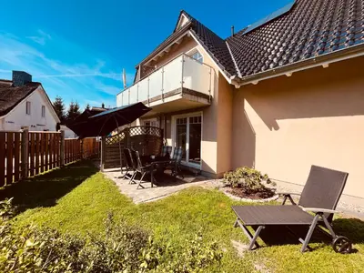 Ein Garten an der Unterkunft Ferienwohnung Blue in Born