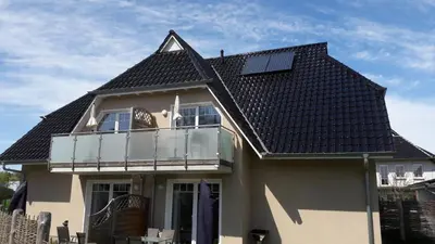 Das Gebäude in dem sich die Ferienwohnung befindet