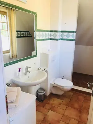 Ein Badezimmer in der Unterkunft 