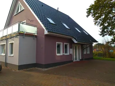 Das Gebäude in dem sich die Ferienwohnung befindet
