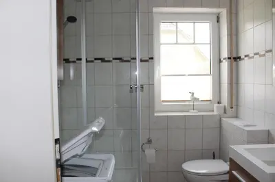 Ein Badezimmer in der Unterkunft Ferienhaus Kiek Över
