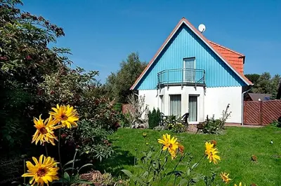 Ein Garten an der Unterkunft Bossow, Regina