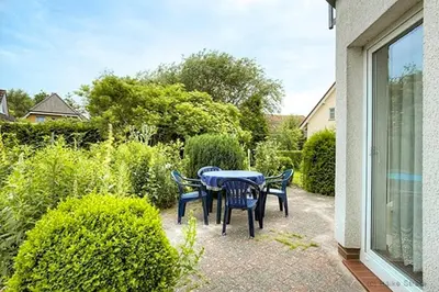 Ein Garten an der Unterkunft Bossow, Regina