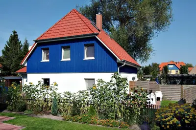 Ein Garten an der Unterkunft Küstentied