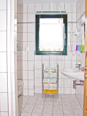 Ein Badezimmer in der Unterkunft Hütigendachs, FW 5