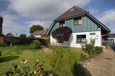 Ein Garten an der Unterkunft Kranichguck, App 1