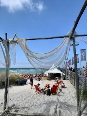 Ein Strand an oder in der Nähe der Ferienwohnung