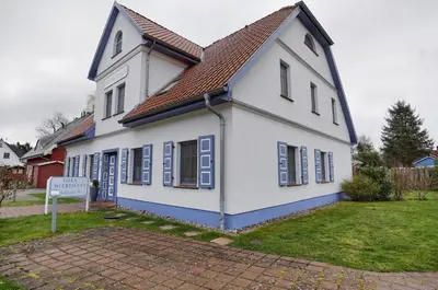 Das Gebäude in dem sich die Ferienwohnung befindet