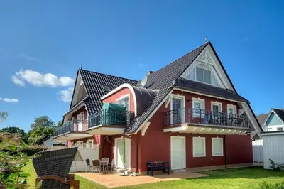 Das Gebäude in dem sich die Ferienwohnung befindet