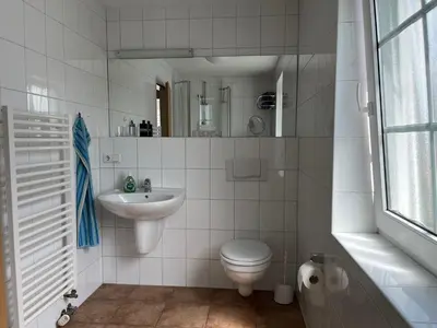 Ein Badezimmer in der Unterkunft Ostseehaus 1