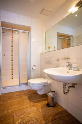 Ein Badezimmer in der Unterkunft DER STÖRTEBEKER - 