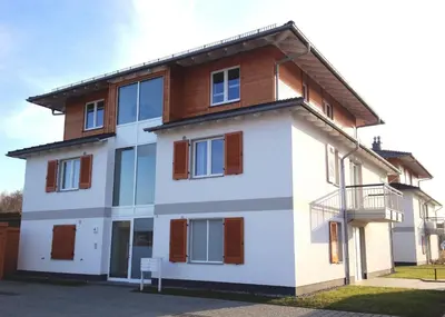 Das Gebäude in dem sich die Villa befindet