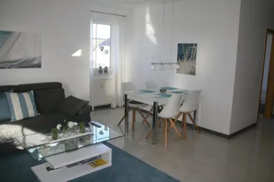 Ein Sitzbereich in der Unterkunft Strandstraße 21 Whg 5