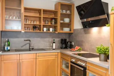 Küche/Küchenzeile in der Unterkunft Birkenstraße 6 Haus II Whg1