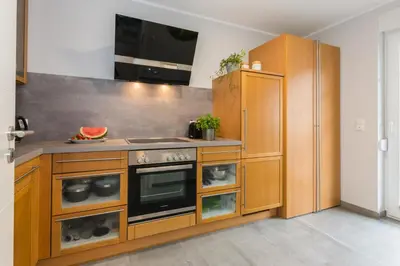 Küche/Küchenzeile in der Unterkunft Birkenstraße 6 Haus II Whg1