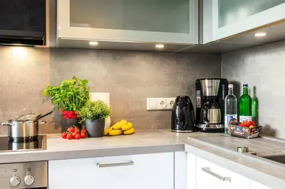 Küche/Küchenzeile in der Unterkunft Birkenstraße 6 Haus II Whg6