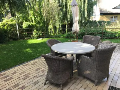 Ein Garten an der Unterkunft 