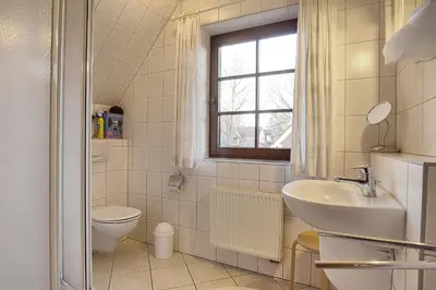 Ein Badezimmer in der Unterkunft Zähler, Brunhilde